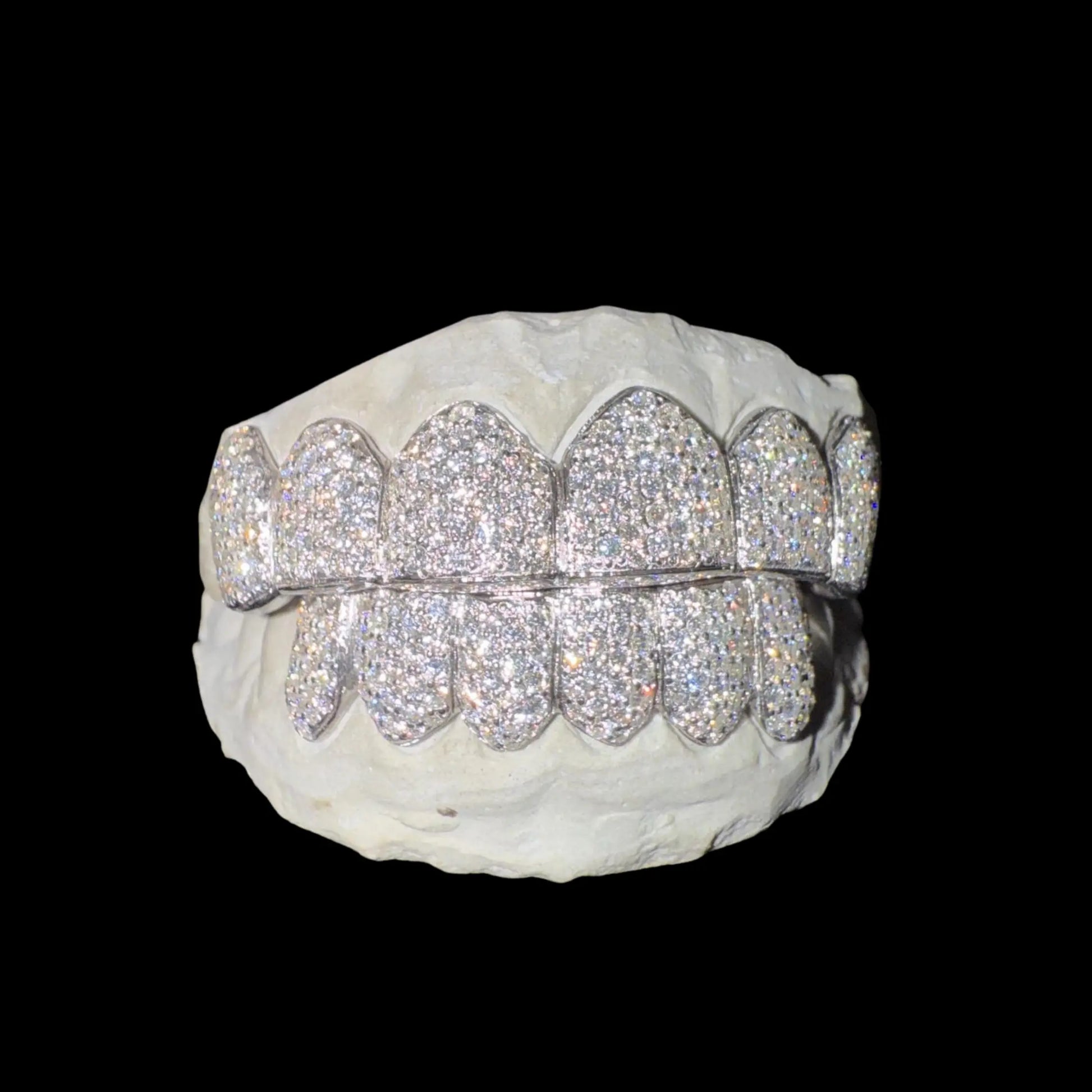 NYVORA (ICED OUT SILVER GRILLZ) Hollywood Grillz